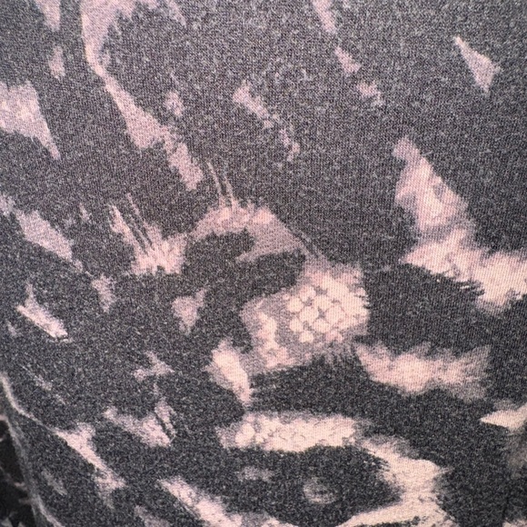 Stylish Black and Tan Animal Print Sweater - Picture 9 of 10